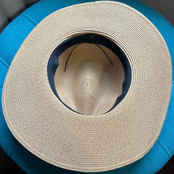 hat - Picture 3 of 3